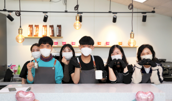 "손님이 많이 와서 바빴지만, 그게 도전이었죠" 카페 점장의 모든 것  |  오늘은 내가 점장 (feat. …