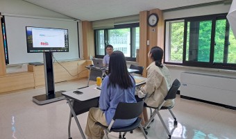 강남세움복지관 디지털전환지원팀과 서울장애인종합복지관 디지털융합팀이 서로 만났습니다.